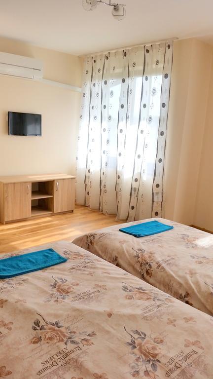 Guesthouse River House Svilengrad Exterior photo